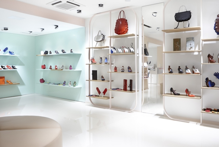 时尚女鞋专卖店空间设计minna